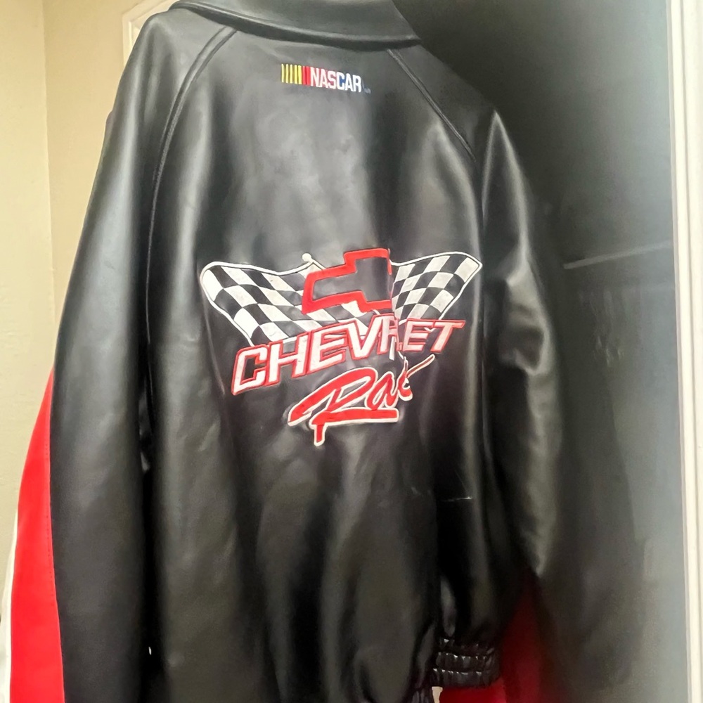 NASCAR Chevrolet Racing Jacket - Picture 9 of 16